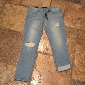 Jbrand Aidan slouchy boy jeans distressed